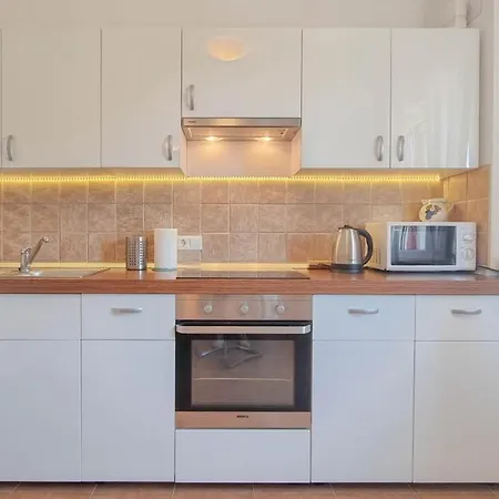 Lea Apartman Novigrad Istria