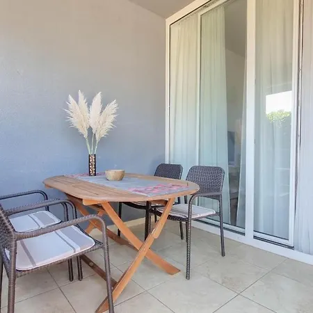 Lea Apartman Novigrad Istria