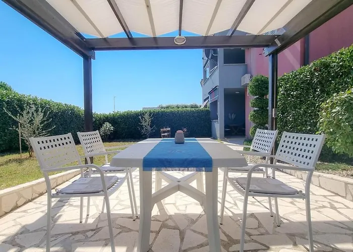 Lea Apartman Novigrad (Istria)